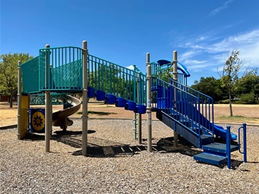 Crestview Park large playground