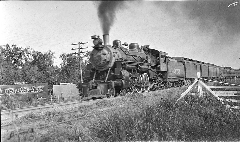 Black and white photo of a train
